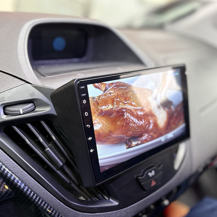 Autorádio pro Ford Transit Custom