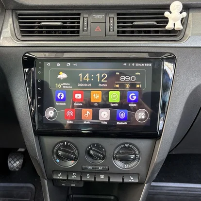 Android autorádio Škoda Rapid