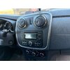 Původní autorádio v Dacia Duster